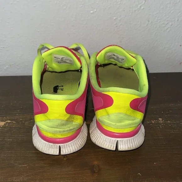 Women’s Nike Free 5.0 shoes size 9 - Picture 2 of 6